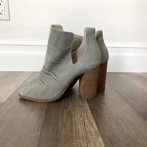 Kristin Cavallari for Chinese Laundry Booties